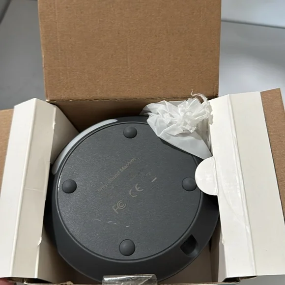 White Noise Sound Machine 14 Soothing Sounds 10 Levels Night Light Nursery - Picture 10 of 16